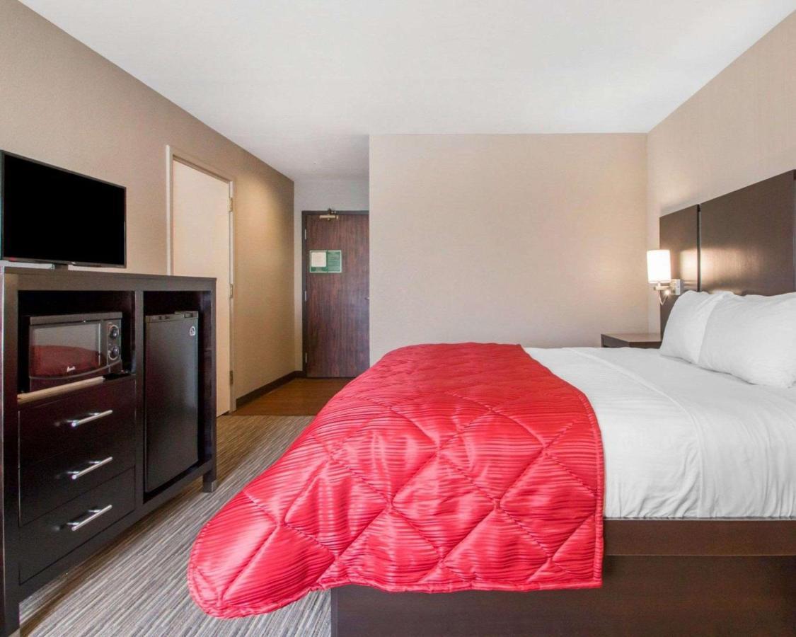 Greenstay Inn & Suites Court View 斯普林菲尔德 外观 照片