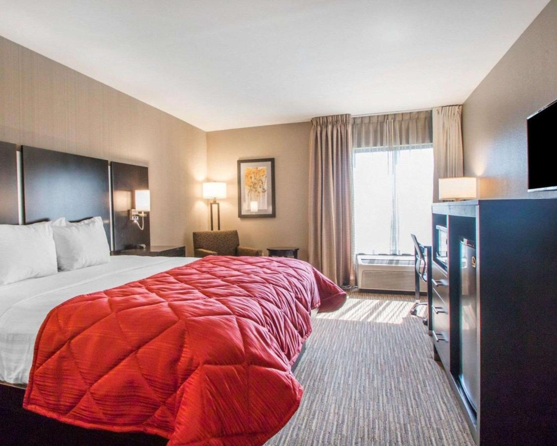 Greenstay Inn & Suites Court View 斯普林菲尔德 外观 照片