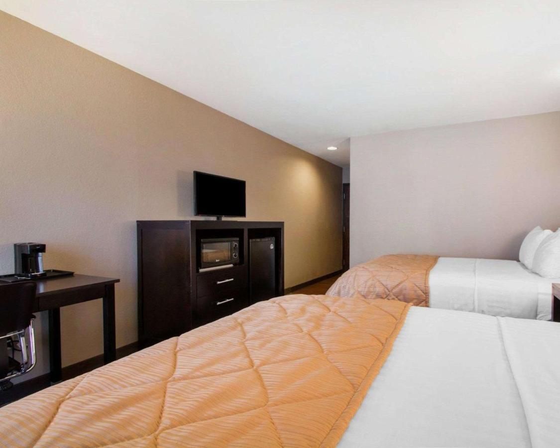 Greenstay Inn & Suites Court View 斯普林菲尔德 外观 照片