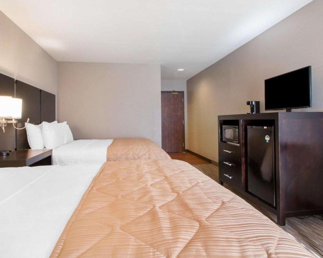 Greenstay Inn & Suites Court View 斯普林菲尔德 外观 照片