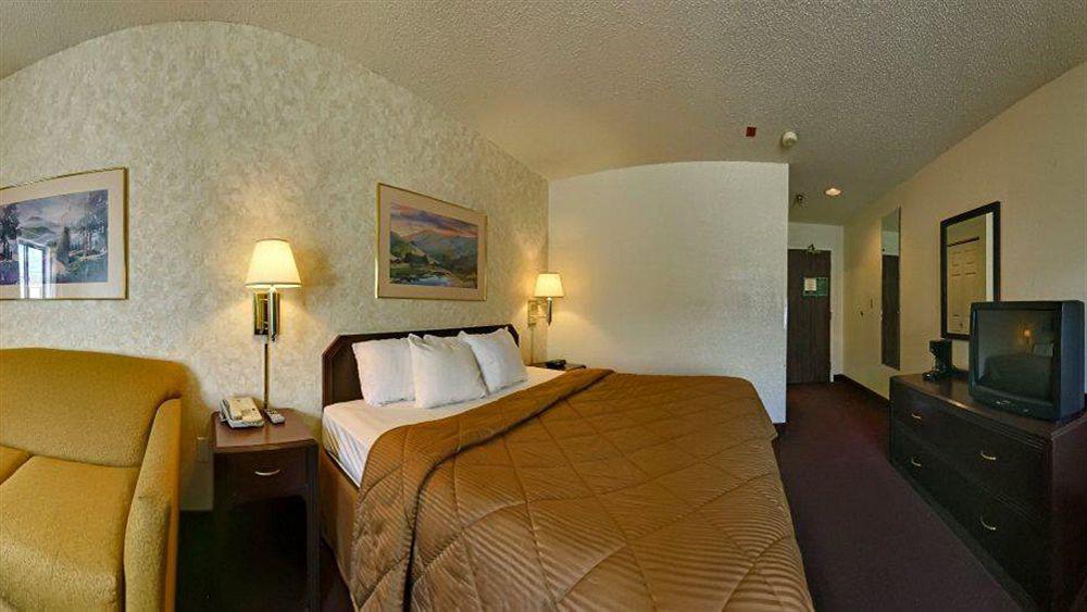 Greenstay Inn & Suites Court View 斯普林菲尔德 外观 照片